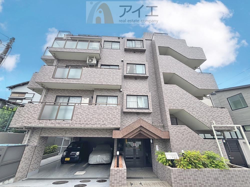 3LDK apartment in Funabashi, Chiba - Photo 1