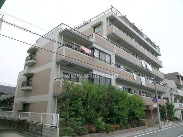 3LDK apartment in Amagasaki, Hyogo - Photo 1