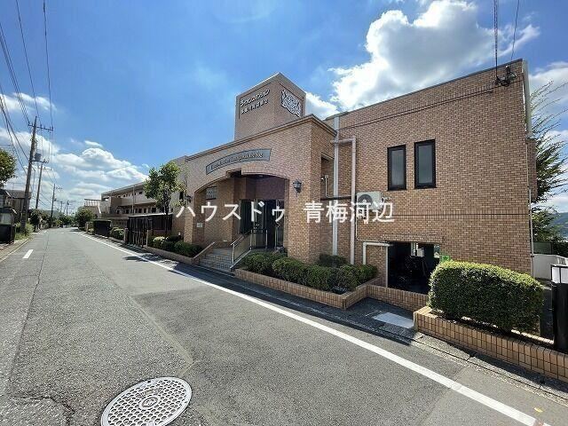 2LDK+S apartment in Ome, Tokyo - Photo 1