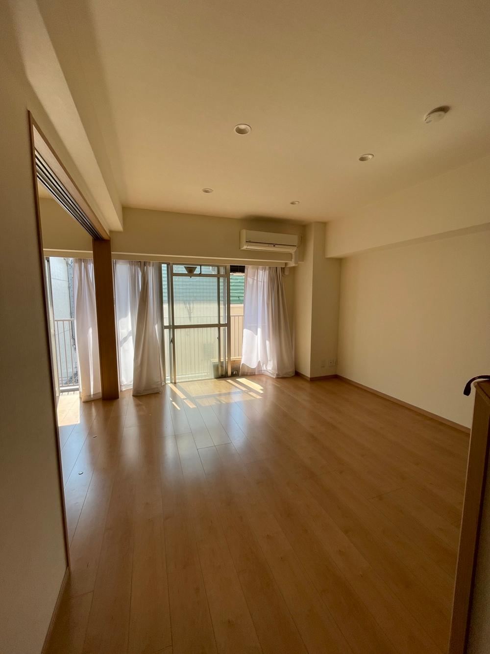 1LDK apartment in Minato Ward, Tokyo - Photo 1