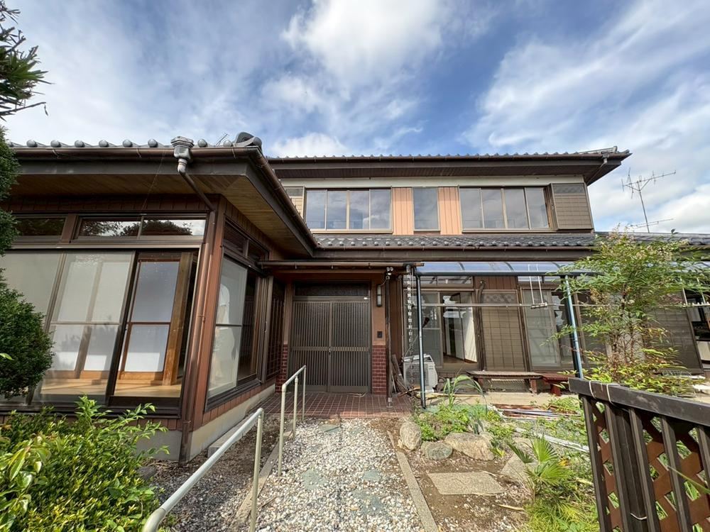 6K house in Satte, Saitama - Photo 1