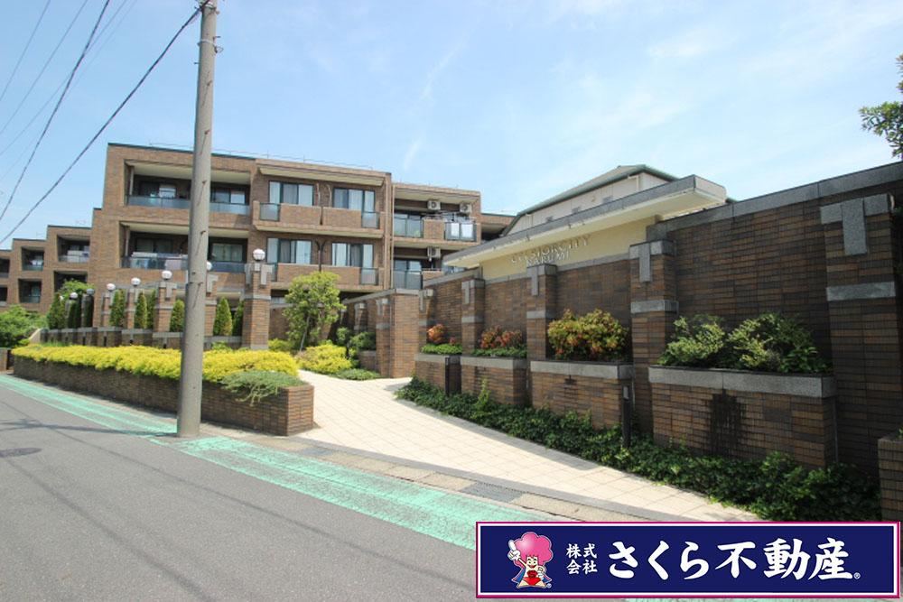 4LDK apartment in Midori Ward, Nagoya, Aichi - Photo 1