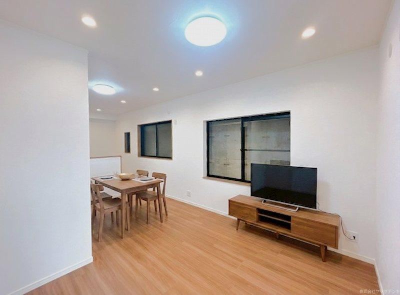 3LDK house in Takatsuki, Osaka - Photo 1