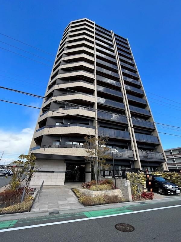 4LDK apartment in Yatomi, Aichi - Photo 1