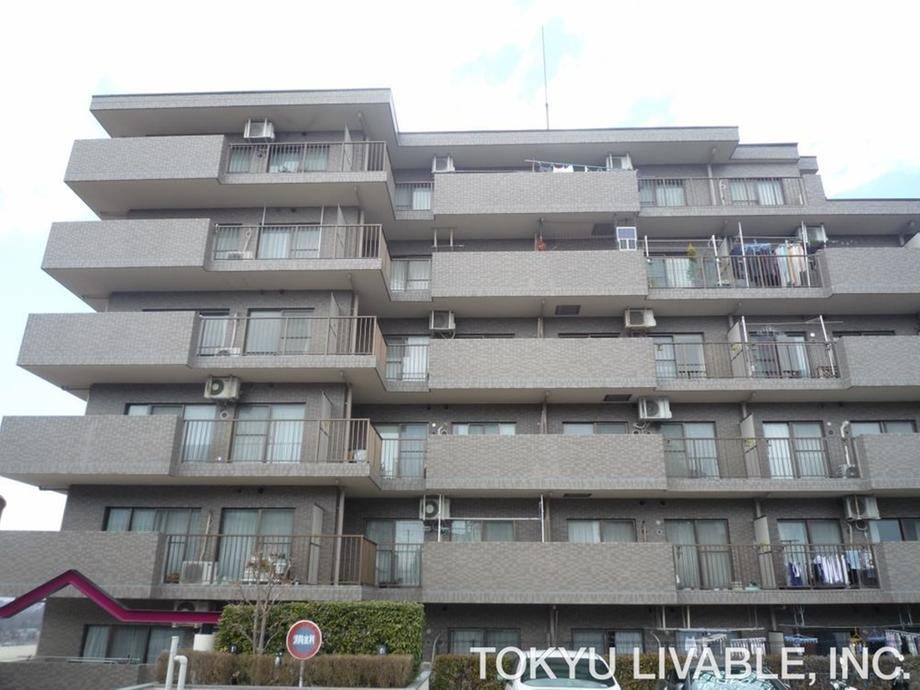 3LDK apartment in Iruma, Saitama - Photo 1