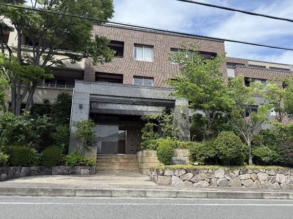 2LDK+S apartment in Ibaraki, Osaka - Photo 1