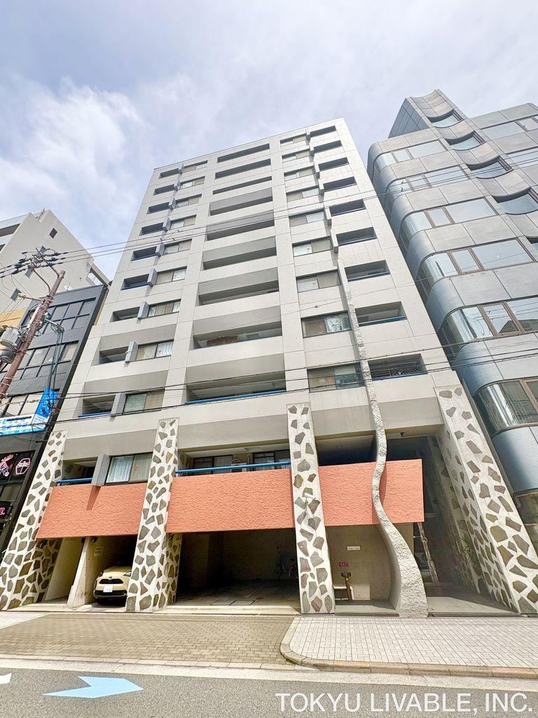 2LDK apartment in Nishi Ward, Osaka - Photo 1