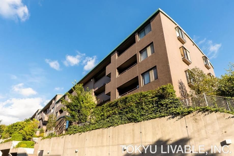 3LDK apartment in Setagaya Ward, Tokyo - Photo 1