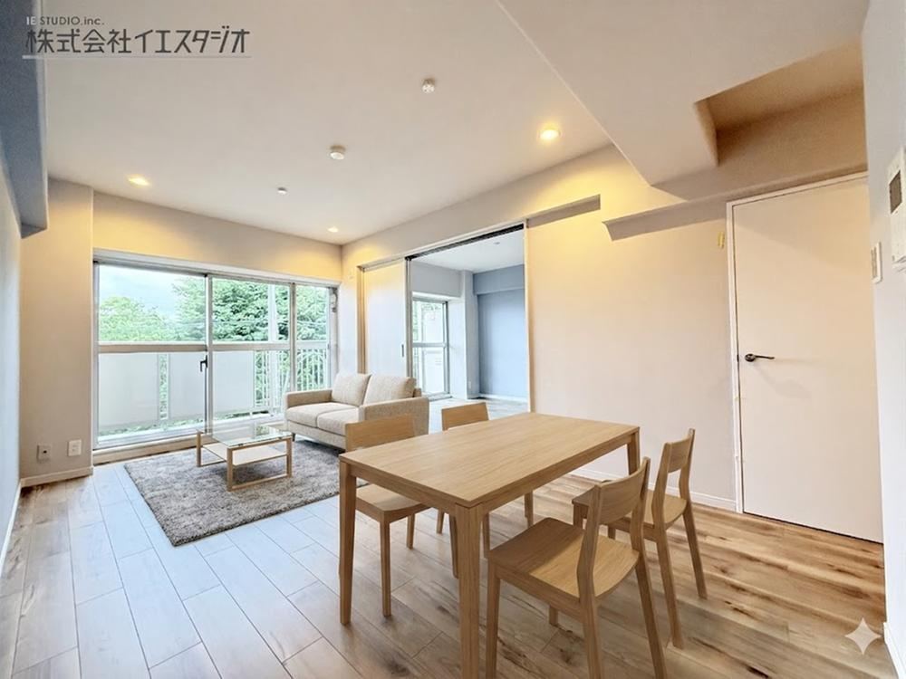 3LDK apartment in Akishima, Tokyo - Photo 1