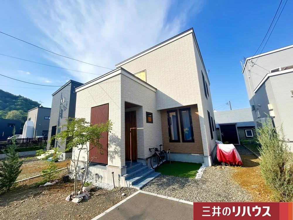 3LDK house in Minami Ward, Sapporo, Hokkaido - Photo 1