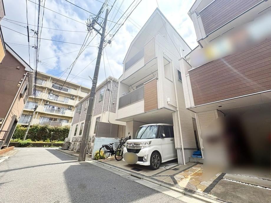 2LDK+S house in Itabashi Ward, Tokyo - Photo 1