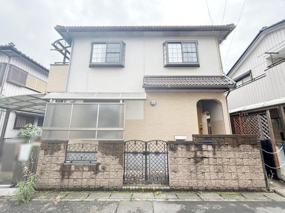 5LDK house in Kita Ward, Saitama - Photo 1