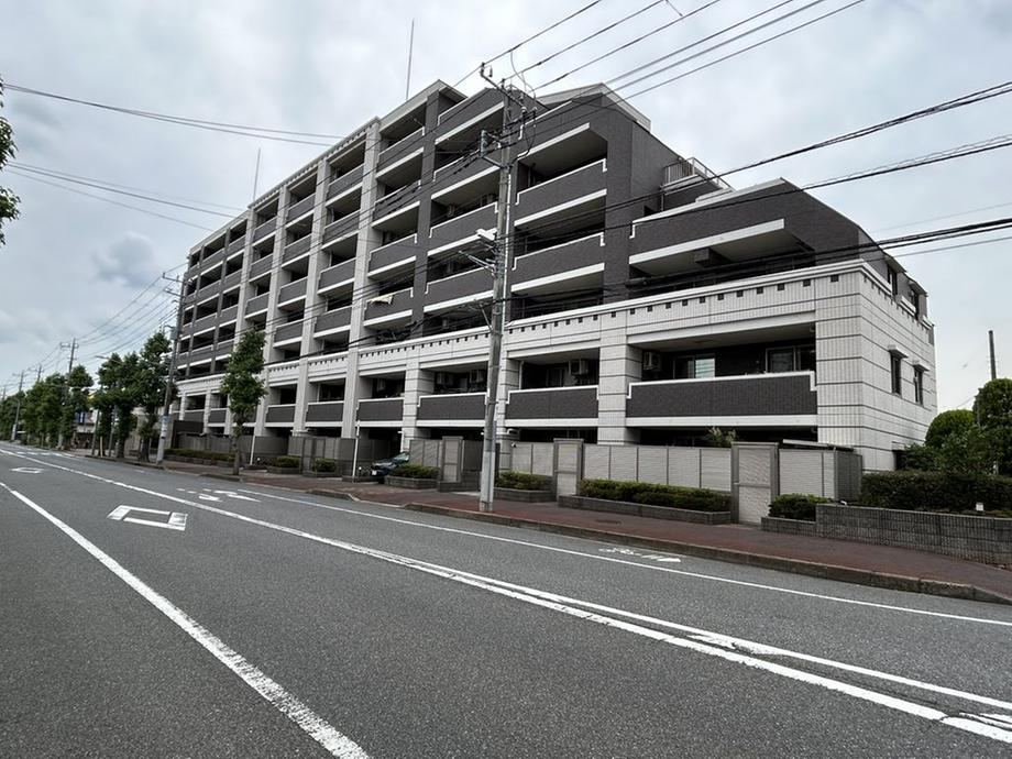 4LDK apartment in Wakaba Ward, Chiba - Photo 1