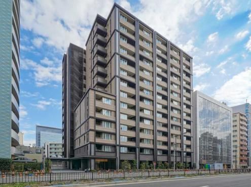2LDK apartment in Meguro Ward, Tokyo - Photo 1