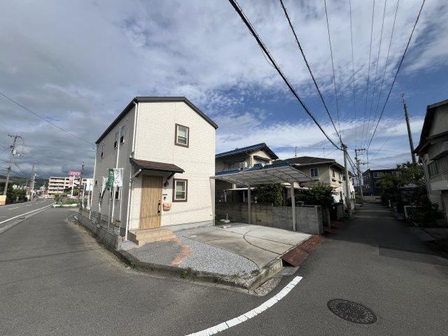 2LDK house in Matsuyama, Ehime - Photo 1