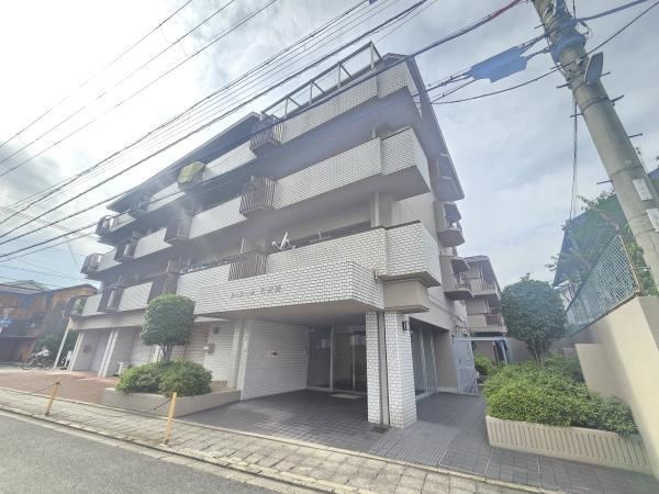 1LDK apartment in Fushimi Ward, Kyoto - Photo 1