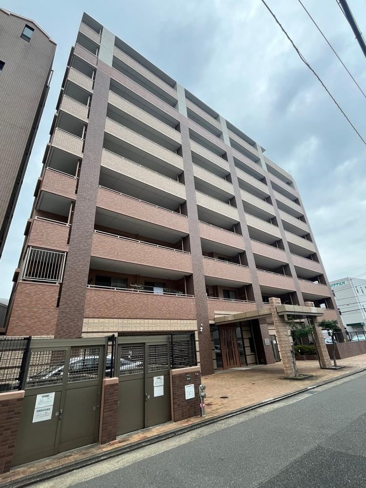 3LDK apartment in Hakata Ward, Fukuoka - Photo 1