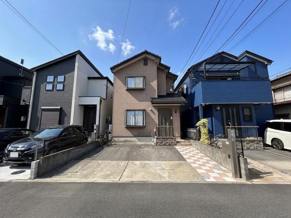 4LDK house in Soka, Saitama - Photo 1