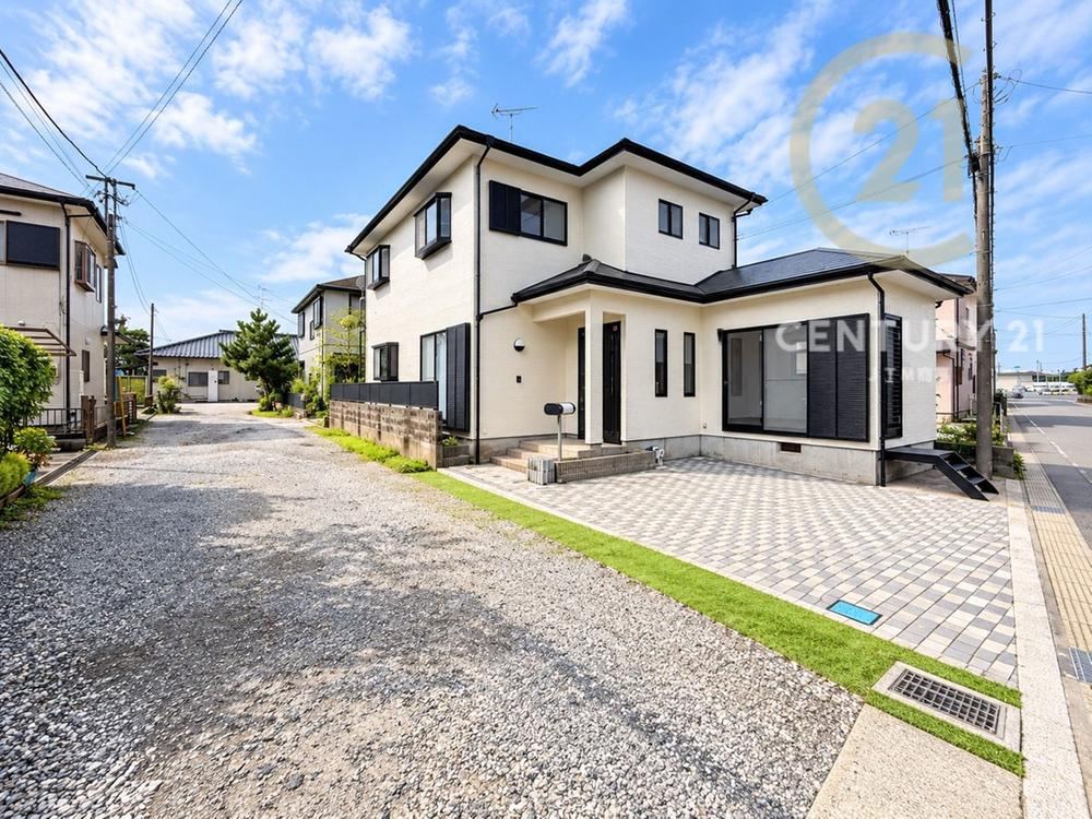 5LDK+S house in Kisarazu, Chiba - Photo 1