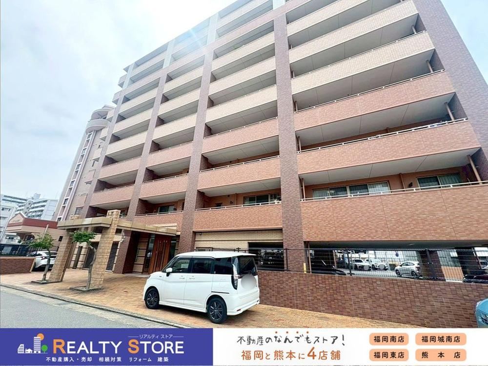 3LDK apartment in Hakata Ward, Fukuoka - Photo 1