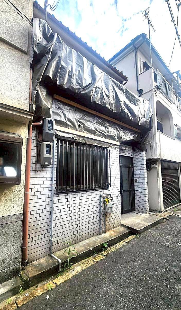 3DK house in Ino Ward, Osaka - Photo 1