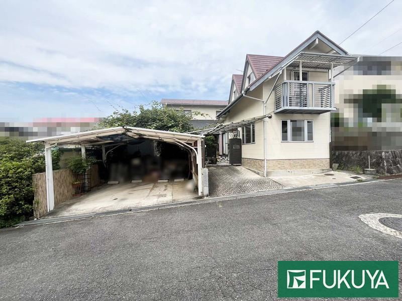 6LDK house in Konan, Shiga - Photo 1
