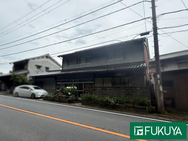 7DK house in Sakurai, Nara - Photo 1