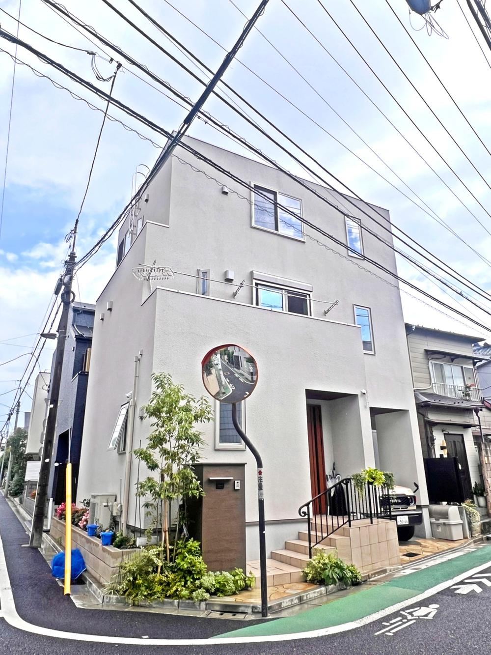 3LDK house in Bunkyo Ward, Tokyo - Photo 1