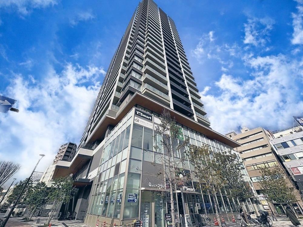 2LDK apartment in Edogawa Ward, Tokyo - Photo 1