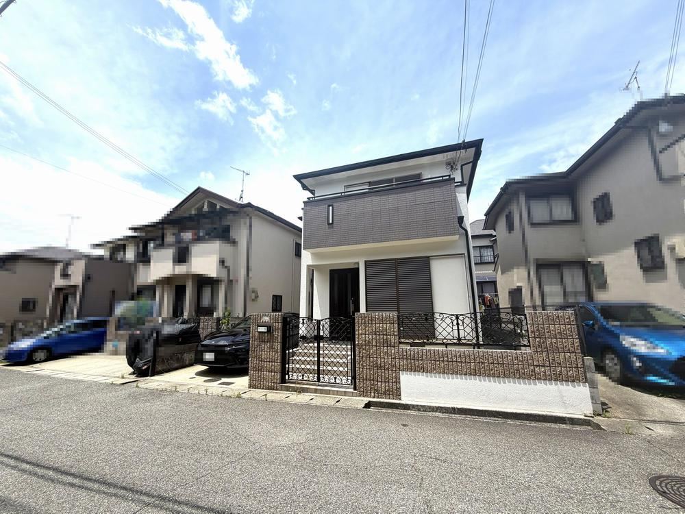 4LDK house in Nishi Ward, Kobe, Hyogo - Photo 1