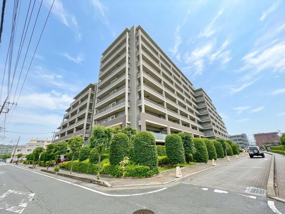 4LDK apartment in Soka, Saitama - Photo 1