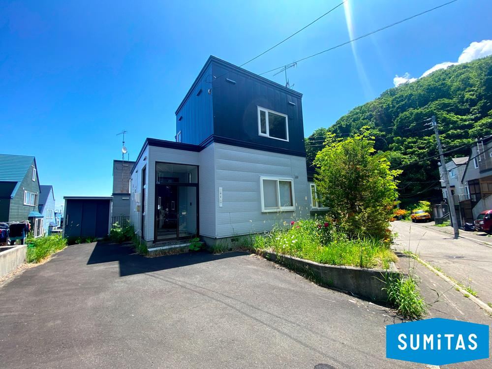 4LDK house in Teine Ward, Sapporo, Hokkaido - Photo 1
