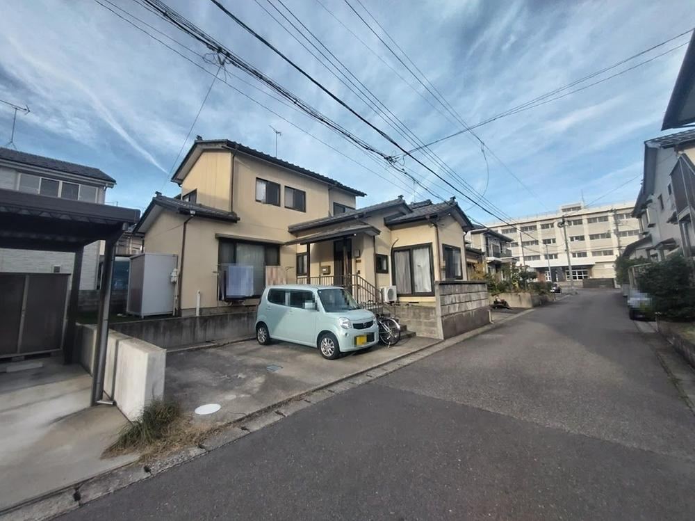 4LDK house in Chuo Ward, Niigata - Photo 1