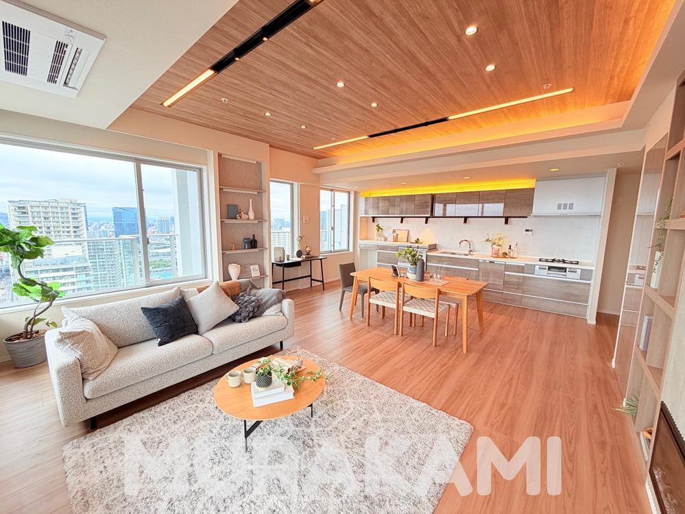 2LDK apartment in Minato Ward, Tokyo - Photo 1