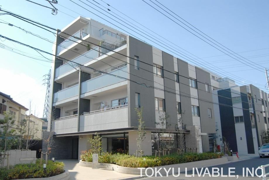 3LDK apartment in Katsushika Ward, Tokyo - Photo 1