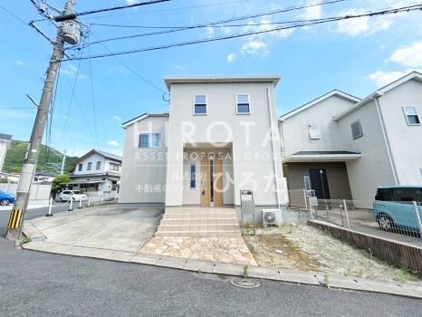 4LDK house in Yahatanishi Ward, Kitakyushu, Fukuoka - Photo 1