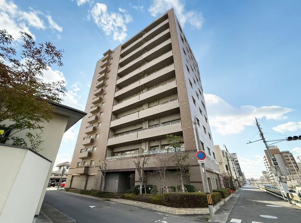 3LDK apartment in Wakayama, Wakayama - Photo 1