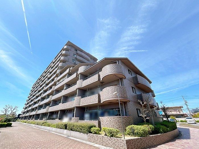 4LDK+S apartment in Ichinomiya, Aichi - Photo 1