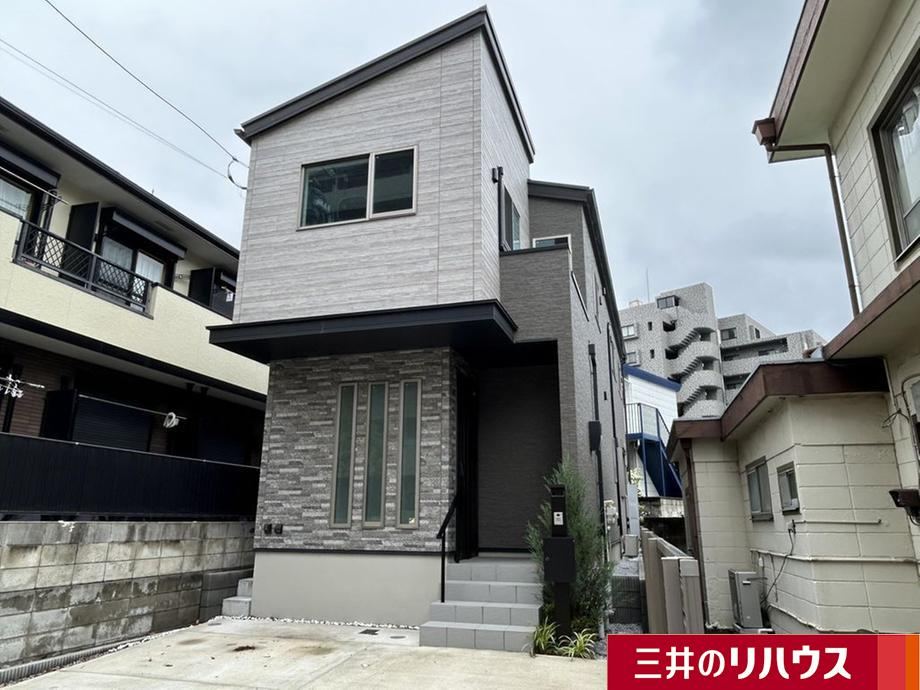 4LDK house in Edogawa Ward, Tokyo - Photo 1