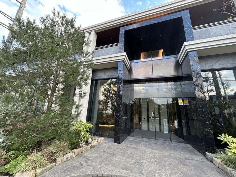 3LDK apartment in Chigasaki, Kanagawa - Photo 1