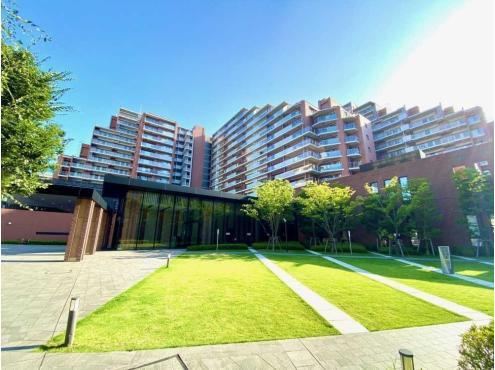 3LDK apartment in Koto Ward, Tokyo - Photo 1