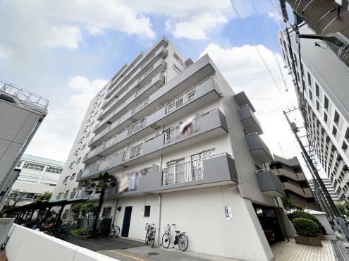 3LDK apartment in Koto Ward, Tokyo - Photo 1