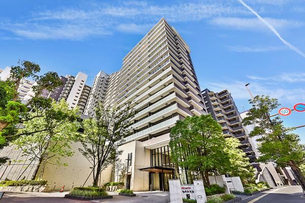 2LDK apartment in Chuo Ward, Fukuoka - Photo 1