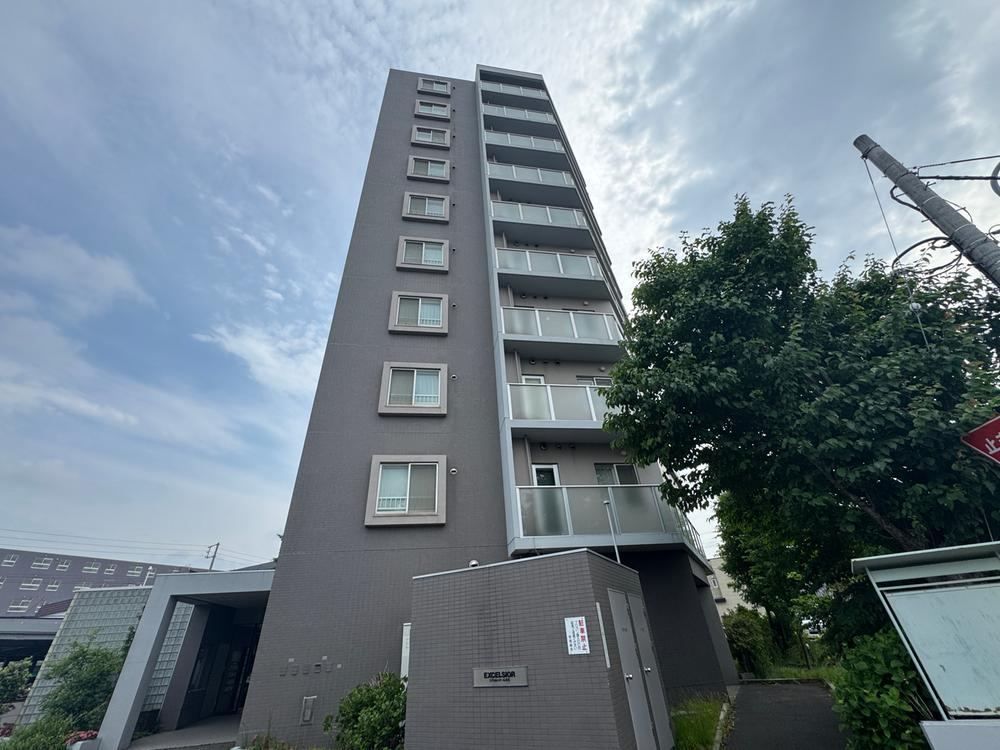 3LDK apartment in Shiroishi Ward, Sapporo, Hokkaido - Photo 1