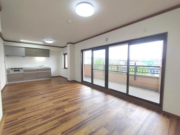 4LDK apartment in Tempaku Ward, Nagoya, Aichi - Photo 1