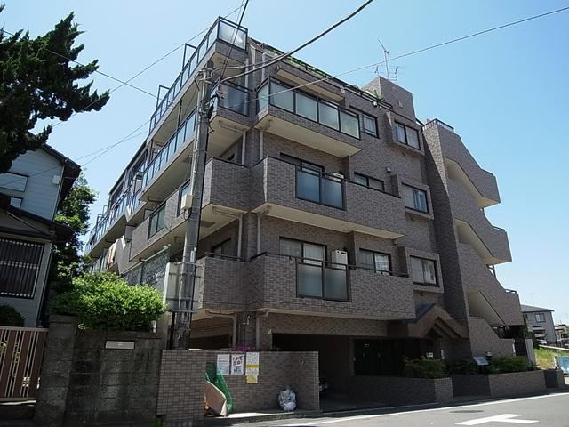3LDK apartment in Funabashi, Chiba - Photo 1