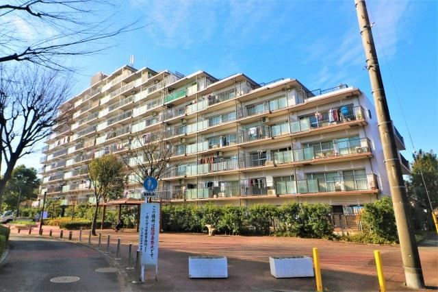 2LDK apartment in Fuchu, Tokyo - Photo 1