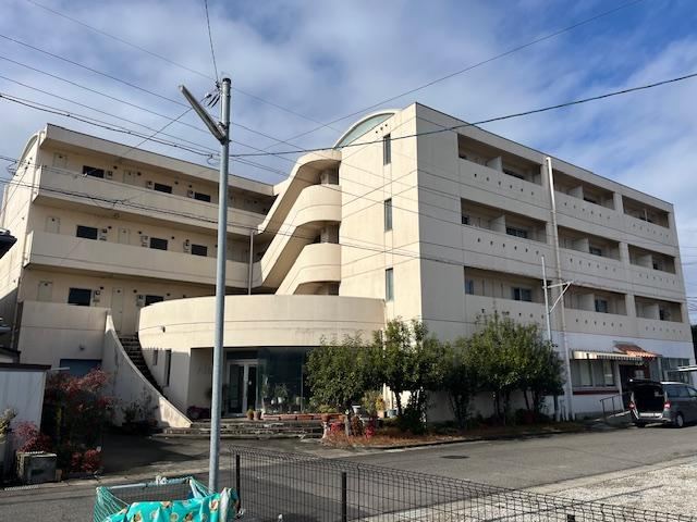 2K apartment in Kakamigahara, Gifu - Photo 1