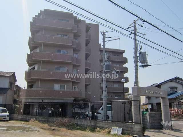 2LDK apartment in Itami, Hyogo - Photo 1