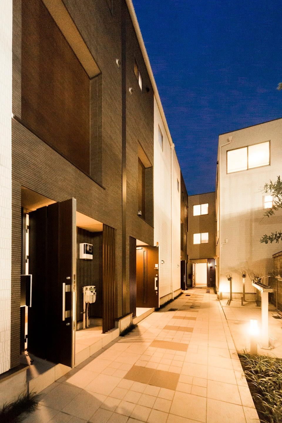 2LDK+S apartment in Ota Ward, Tokyo - Photo 1